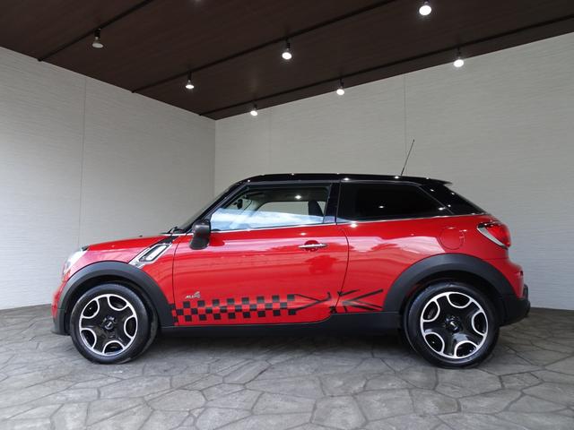 ＭＩＮＩ クーパーＳ　ペースマン　オール４　禁煙車／記録簿／新品ナビＴＶ／Ｂｌｕｅｔｏｏｔｈ／ＨＩＤ／ＥＴＣ／プッシュスタート／スペアキー／パドルシフト／オートライト／オートエアコン／電格ミラー／フォグランプ／１７インチアルミ／（9枚目）