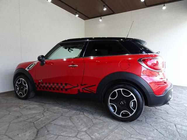 ＭＩＮＩ クーパーＳ　ペースマン　オール４　禁煙車／記録簿／新品ナビＴＶ／Ｂｌｕｅｔｏｏｔｈ／ＨＩＤ／ＥＴＣ／プッシュスタート／スペアキー／パドルシフト／オートライト／オートエアコン／電格ミラー／フォグランプ／１７インチアルミ／（10枚目）