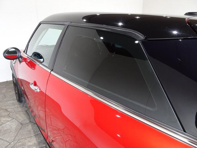 ＭＩＮＩ クーパーＳ　ペースマン　オール４　禁煙車／記録簿／新品ナビＴＶ／Ｂｌｕｅｔｏｏｔｈ／ＨＩＤ／ＥＴＣ／プッシュスタート／スペアキー／パドルシフト／オートライト／オートエアコン／電格ミラー／フォグランプ／１７インチアルミ／（56枚目）