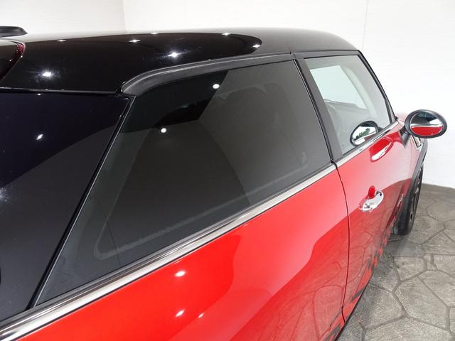 ＭＩＮＩ クーパーＳ　ペースマン　オール４　禁煙車／記録簿／新品ナビＴＶ／Ｂｌｕｅｔｏｏｔｈ／ＨＩＤ／ＥＴＣ／プッシュスタート／スペアキー／パドルシフト／オートライト／オートエアコン／電格ミラー／フォグランプ／１７インチアルミ／（57枚目）