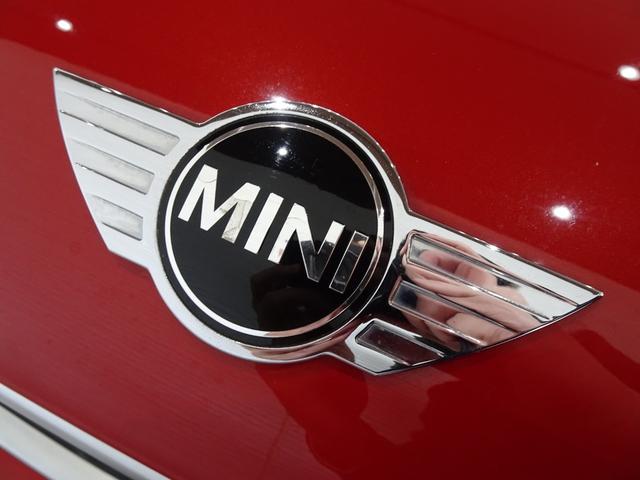 ＭＩＮＩ クーパーＳ　ペースマン　オール４　禁煙車／記録簿／新品ナビＴＶ／Ｂｌｕｅｔｏｏｔｈ／ＨＩＤ／ＥＴＣ／プッシュスタート／スペアキー／パドルシフト／オートライト／オートエアコン／電格ミラー／フォグランプ／１７インチアルミ／（66枚目）