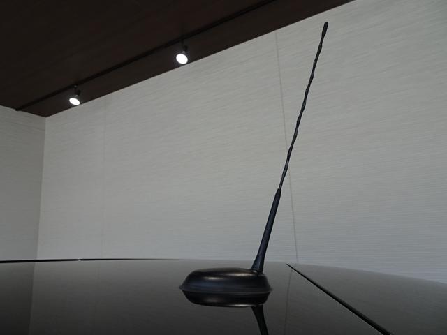 ＭＩＮＩ クーパーＳ　ペースマン　オール４　禁煙車／記録簿／新品ナビＴＶ／Ｂｌｕｅｔｏｏｔｈ／ＨＩＤ／ＥＴＣ／プッシュスタート／スペアキー／パドルシフト／オートライト／オートエアコン／電格ミラー／フォグランプ／１７インチアルミ／（68枚目）