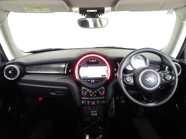 ＭＩＮＩ クーパーＳ　６ＭＴ／禁煙車／記録簿／ＨＤＤナビ／Ｂｌｕｅｔｏｏｔｈ／ＬＥＤ／ＥＴＣ／プッシュスタート／スペアキー／クルーズコントロール／オートライト／アイドリングストップ／ブラックルーフ＆ミラー／ＦＯＧ／１６ＡＷ（3枚目）
