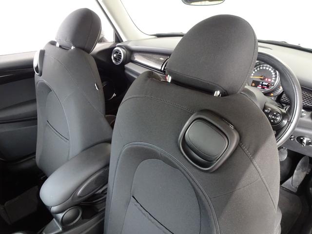 ＭＩＮＩ クーパーＳ　６ＭＴ／禁煙車／記録簿／ＨＤＤナビ／Ｂｌｕｅｔｏｏｔｈ／ＬＥＤ／ＥＴＣ／プッシュスタート／スペアキー／クルーズコントロール／オートライト／アイドリングストップ／ブラックルーフ＆ミラー／ＦＯＧ／１６ＡＷ（28枚目）