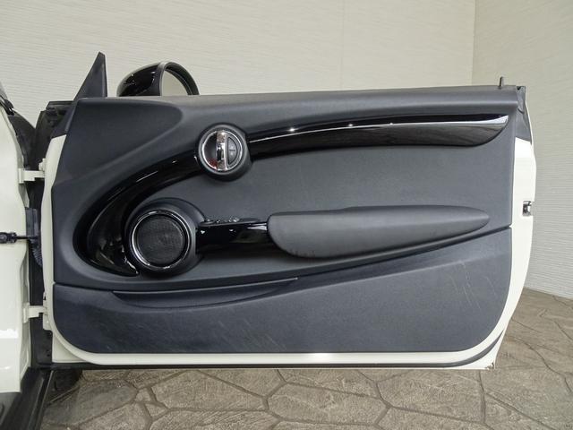 ＭＩＮＩ クーパーＳ　６ＭＴ／禁煙車／記録簿／ＨＤＤナビ／Ｂｌｕｅｔｏｏｔｈ／ＬＥＤ／ＥＴＣ／プッシュスタート／スペアキー／クルーズコントロール／オートライト／アイドリングストップ／ブラックルーフ＆ミラー／ＦＯＧ／１６ＡＷ（46枚目）
