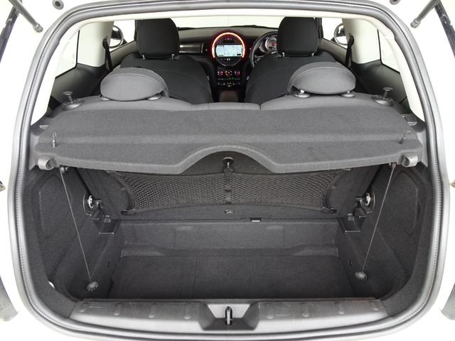 ＭＩＮＩ クーパーＳ　６ＭＴ／禁煙車／記録簿／ＨＤＤナビ／Ｂｌｕｅｔｏｏｔｈ／ＬＥＤ／ＥＴＣ／プッシュスタート／スペアキー／クルーズコントロール／オートライト／アイドリングストップ／ブラックルーフ＆ミラー／ＦＯＧ／１６ＡＷ（48枚目）
