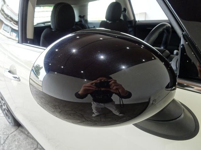 ＭＩＮＩ クーパーＳ　６ＭＴ／禁煙車／記録簿／ＨＤＤナビ／Ｂｌｕｅｔｏｏｔｈ／ＬＥＤ／ＥＴＣ／プッシュスタート／スペアキー／クルーズコントロール／オートライト／アイドリングストップ／ブラックルーフ＆ミラー／ＦＯＧ／１６ＡＷ（56枚目）