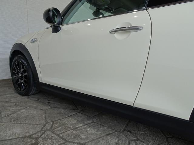 ＭＩＮＩ クーパーＳ　６ＭＴ／禁煙車／記録簿／ＨＤＤナビ／Ｂｌｕｅｔｏｏｔｈ／ＬＥＤ／ＥＴＣ／プッシュスタート／スペアキー／クルーズコントロール／オートライト／アイドリングストップ／ブラックルーフ＆ミラー／ＦＯＧ／１６ＡＷ（60枚目）