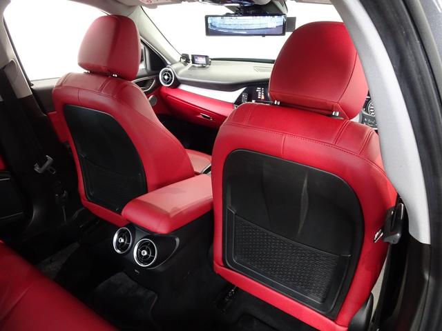 ジュリア ヴェローチェ 禁煙車/記録簿/ワンオーナー/本革/OZ18AW/CarPlay/harman・kardon/バックカメラ/ドラレコ/HID/ETC/スマートキー/スペアキー/ACC/シートヒーター/パドルシフト/(28枚目)