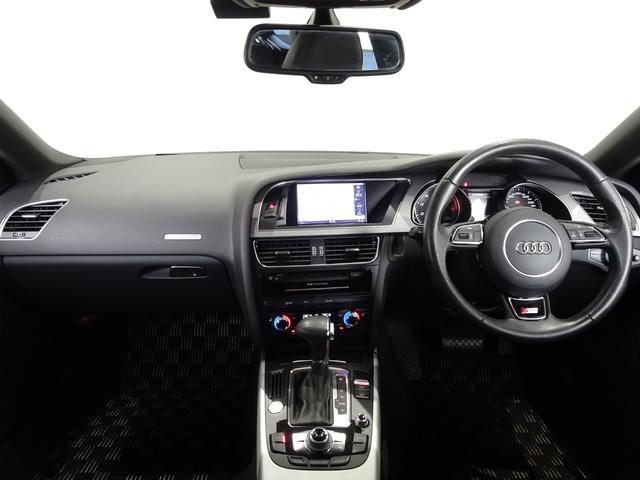 A5スポーツバック 2.0TFSIクワトロ Sラインパッケージ 禁煙車/記録簿/本革/オリジナルブラックホイール&レッドキャリパー/ナビ地デジ/Bluetooth/バックカメラ/HID/ETC/スマートキー/スペアキー/シートヒーター/パドルシフト/オートライト/(3枚目)