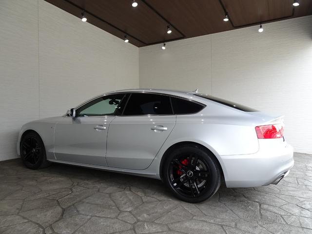 A5スポーツバック 2.0TFSIクワトロ Sラインパッケージ 禁煙車/記録簿/本革/オリジナルブラックホイール&レッドキャリパー/ナビ地デジ/Bluetooth/バックカメラ/HID/ETC/スマートキー/スペアキー/シートヒーター/パドルシフト/オートライト/(11枚目)