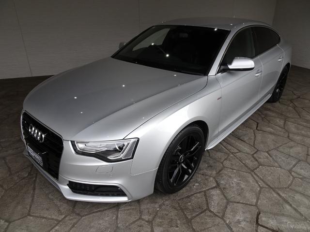 A5スポーツバック 2.0TFSIクワトロ Sラインパッケージ 禁煙車/記録簿/本革/オリジナルブラックホイール&レッドキャリパー/ナビ地デジ/Bluetooth/バックカメラ/HID/ETC/スマートキー/スペアキー/シートヒーター/パドルシフト/オートライト/(15枚目)