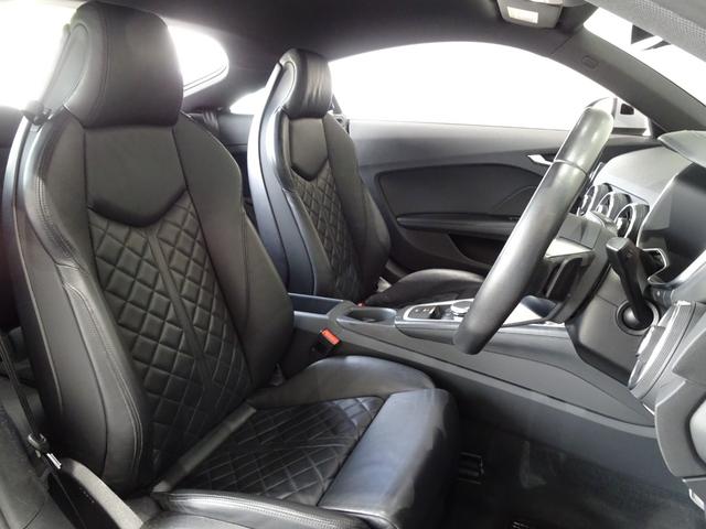 TTクーペ 2.0TFSI クワトロ 禁煙車/記録簿/本革/オリジナルブラックホイール/ナビ地デジ/Bluetooth/バックカメラ/バーチャルコックピット/LED/ETC/スマートキー/スペアキー/クルコン/シートヒーター/パドルシフト(25枚目)