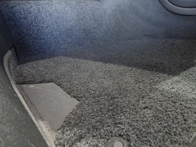 A6 2.0TFSIクワトロ Sラインパッケージ 禁煙車/記録簿/本革/オリジナルブラックホイール&レッドキャリパー/純正ナビ/Bluetooth/BOSE/Bカメラ/ドラレコ/LED/スマートキー/スペアキー/ACC/シートヒーター/パドルシフト/(49枚目)