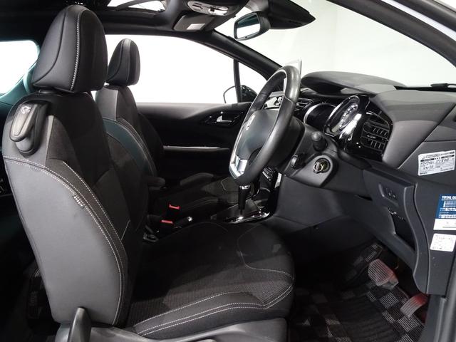 ＤＳ３カブリオ ソー・パリジェンヌ　禁煙車／記録簿／ナビＴＶ／Ｂｌｕｅｔｏｏｔｈ／バックカメラ／ドライブレコーダー／ＨＩＤ／ＥＴＣ／キーレス／スペアキー／クルーズコントロール／シティブレーキ／オートライト／電動オープン／ＦＯＧ／１７ＡＷ（31枚目）