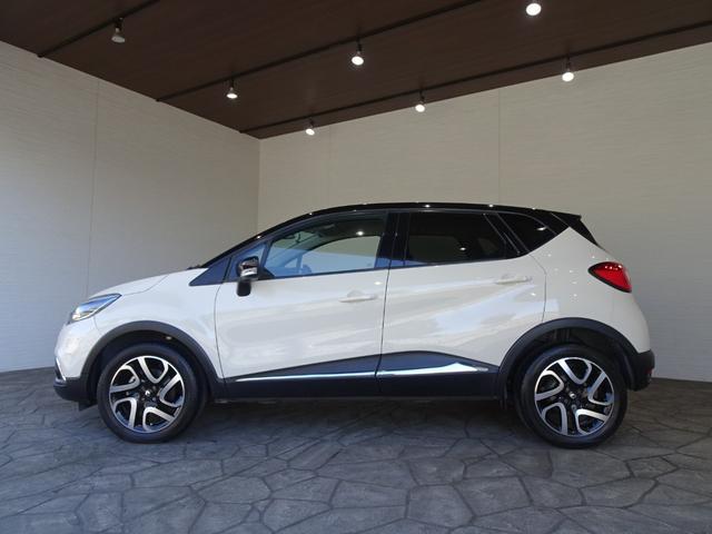 キャプチャー インテンス レザー 禁煙車/記録簿/本革/ナビ地デジ/Bluetooth/Bカメラ/ETC/プッシュスタート/スペアキー/クルコン/シートヒーター/オートライト/アイドリングストップ/ブラックルーフ&ドアミラー/17AW(8枚目)