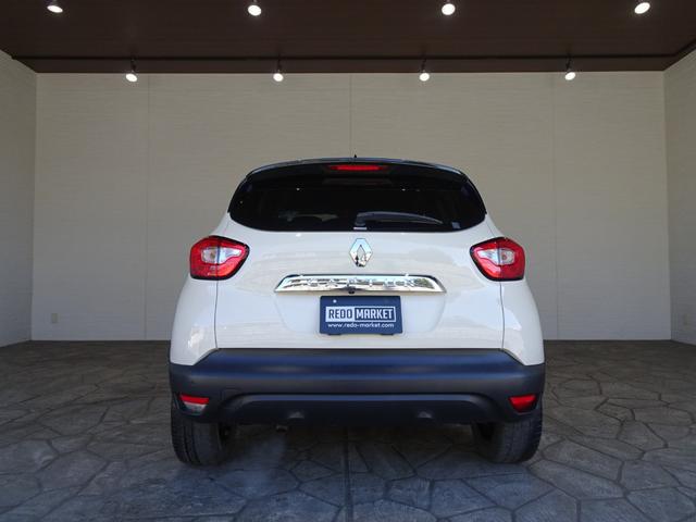 キャプチャー インテンス レザー 禁煙車/記録簿/本革/ナビ地デジ/Bluetooth/Bカメラ/ETC/プッシュスタート/スペアキー/クルコン/シートヒーター/オートライト/アイドリングストップ/ブラックルーフ&ドアミラー/17AW(11枚目)