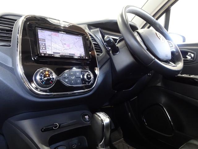 キャプチャー インテンス レザー 禁煙車/記録簿/本革/ナビ地デジ/Bluetooth/Bカメラ/ETC/プッシュスタート/スペアキー/クルコン/シートヒーター/オートライト/アイドリングストップ/ブラックルーフ&ドアミラー/17AW(17枚目)