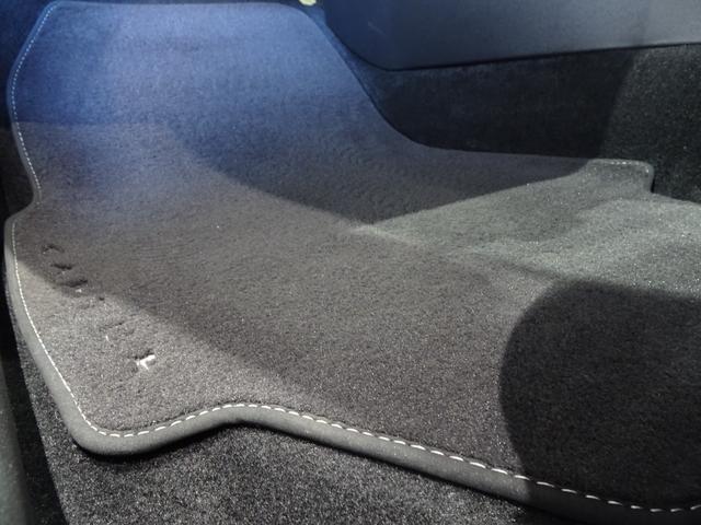 キャプチャー インテンス レザー 禁煙車/記録簿/本革/ナビ地デジ/Bluetooth/Bカメラ/ETC/プッシュスタート/スペアキー/クルコン/シートヒーター/オートライト/アイドリングストップ/ブラックルーフ&ドアミラー/17AW(45枚目)