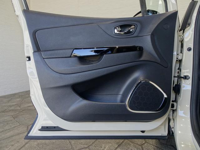 キャプチャー インテンス レザー 禁煙車/記録簿/本革/ナビ地デジ/Bluetooth/Bカメラ/ETC/プッシュスタート/スペアキー/クルコン/シートヒーター/オートライト/アイドリングストップ/ブラックルーフ&ドアミラー/17AW(47枚目)