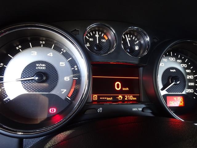 RCZ ベースグレード 6MT/左ハンドル/禁煙車/記録簿/本革/オリジナルブラックホイール/ナビ地デジ/Bluetooth/Bカメラ/ドラレコ/HID/ETC/キーレス/スペアキー/クルコン/シートヒーター/オートライト/(41枚目)