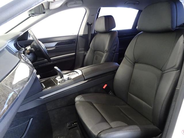 自動車保険の見直し、ご提案可能で御座います。保険会社も変更やプラン見直しで最適なプランをご用意させて頂きます。詳しくは店舗コーディネーターまでお問い合わせくださいませ。