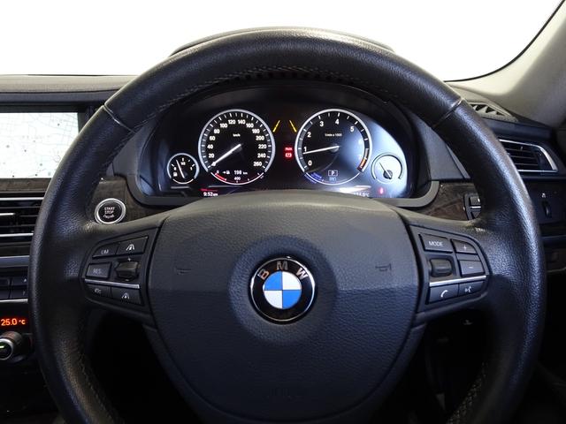 ご納車後の維持費を抑えるためにご希望のお客様にはリサイクル部品を使用した修理が可能でございます。