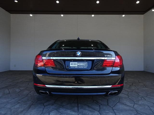 安心してカーライフを始めていただくことが出来るように、納車前にディーラー整備工場もしくは熟練メカニックが在籍する輸入車・国産車専門の整備工場にて点検を行い、必要な整備を実施致します。