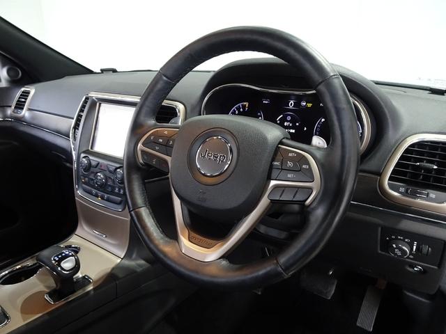 ジープ・グランドチェロキー リミテッド　禁煙車／記録簿／本革／ナビ地デジ／Ｂｌｕｅｔｏｏｔｈ／Ｆ＆Ｓ＆Ｂカメラ／ドラレコ／ＨＩＤ／ＥＴＣ／スマートキー／クルコン／ヒートヒーター＆クーラー／パドルシフト／パワーゲート／サイドステップ／１８ＡＷ（18枚目）