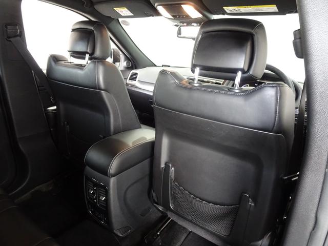 ジープ・グランドチェロキー リミテッド　禁煙車／記録簿／本革／ナビ地デジ／Ｂｌｕｅｔｏｏｔｈ／Ｆ＆Ｓ＆Ｂカメラ／ドラレコ／ＨＩＤ／ＥＴＣ／スマートキー／クルコン／ヒートヒーター＆クーラー／パドルシフト／パワーゲート／サイドステップ／１８ＡＷ（26枚目）