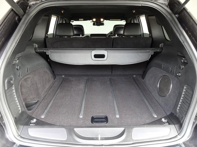 ジープ・グランドチェロキー リミテッド　禁煙車／記録簿／本革／ナビ地デジ／Ｂｌｕｅｔｏｏｔｈ／Ｆ＆Ｓ＆Ｂカメラ／ドラレコ／ＨＩＤ／ＥＴＣ／スマートキー／クルコン／ヒートヒーター＆クーラー／パドルシフト／パワーゲート／サイドステップ／１８ＡＷ（48枚目）