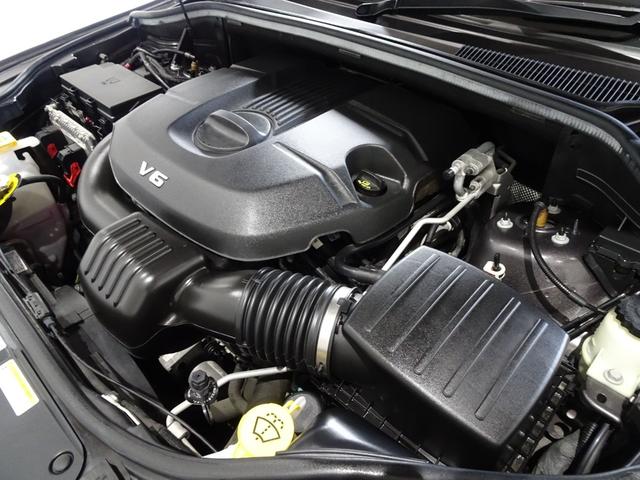 ジープ・グランドチェロキー リミテッド　禁煙車／記録簿／本革／ナビ地デジ／Ｂｌｕｅｔｏｏｔｈ／Ｆ＆Ｓ＆Ｂカメラ／ドラレコ／ＨＩＤ／ＥＴＣ／スマートキー／クルコン／ヒートヒーター＆クーラー／パドルシフト／パワーゲート／サイドステップ／１８ＡＷ（72枚目）