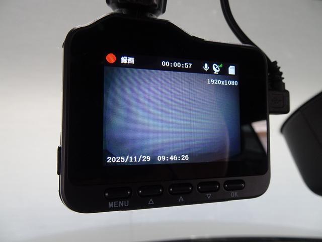 TTクーペ 2.0TFSI クワトロ 禁煙車/記録簿/本革/WORK18インチアルミ/ナビ地デジ/Bluetooth/ドライブレコーダー/HID/ETC/キーレス/パドルシフト/シートヒーター/パワーシート/オートライト/ウィンカーミラー(43枚目)