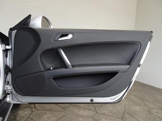 TTクーペ 2.0TFSI クワトロ 禁煙車/記録簿/本革/WORK18インチアルミ/ナビ地デジ/Bluetooth/ドライブレコーダー/HID/ETC/キーレス/パドルシフト/シートヒーター/パワーシート/オートライト/ウィンカーミラー(47枚目)