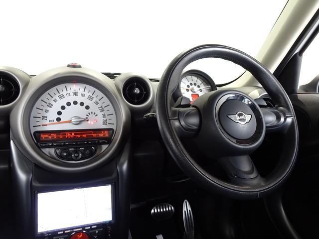 ＭＩＮＩ クーパーＳ　クロスオーバー　オール４　４ＷＤ／禁煙車／記録簿／ナビ地デジ／バックカメラ／ＨＩＤ／ＥＴＣ／プッシュスタート／スペアキー／パドルシフト／オートライト／オートエアコン／ルーフレール／電格ミラー／フォグランプ／１７インチアルミ／（5枚目）