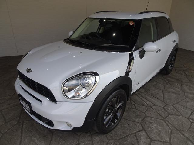 ＭＩＮＩ クーパーＳ　クロスオーバー　オール４　４ＷＤ／禁煙車／記録簿／ナビ地デジ／バックカメラ／ＨＩＤ／ＥＴＣ／プッシュスタート／スペアキー／パドルシフト／オートライト／オートエアコン／ルーフレール／電格ミラー／フォグランプ／１７インチアルミ／（13枚目）