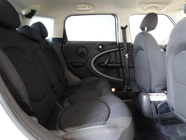 ＭＩＮＩ クーパーＳ　クロスオーバー　オール４　４ＷＤ／禁煙車／記録簿／ナビ地デジ／バックカメラ／ＨＩＤ／ＥＴＣ／プッシュスタート／スペアキー／パドルシフト／オートライト／オートエアコン／ルーフレール／電格ミラー／フォグランプ／１７インチアルミ／（26枚目）