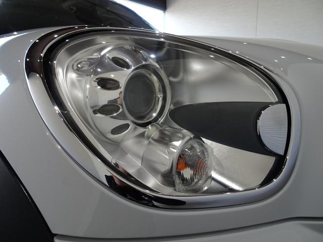 ＭＩＮＩ クーパーＳ　クロスオーバー　オール４　４ＷＤ／禁煙車／記録簿／ナビ地デジ／バックカメラ／ＨＩＤ／ＥＴＣ／プッシュスタート／スペアキー／パドルシフト／オートライト／オートエアコン／ルーフレール／電格ミラー／フォグランプ／１７インチアルミ／（52枚目）