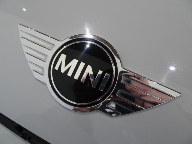 ＭＩＮＩ クーパーＳ　クロスオーバー　オール４　４ＷＤ／禁煙車／記録簿／ナビ地デジ／バックカメラ／ＨＩＤ／ＥＴＣ／プッシュスタート／スペアキー／パドルシフト／オートライト／オートエアコン／ルーフレール／電格ミラー／フォグランプ／１７インチアルミ／（66枚目）