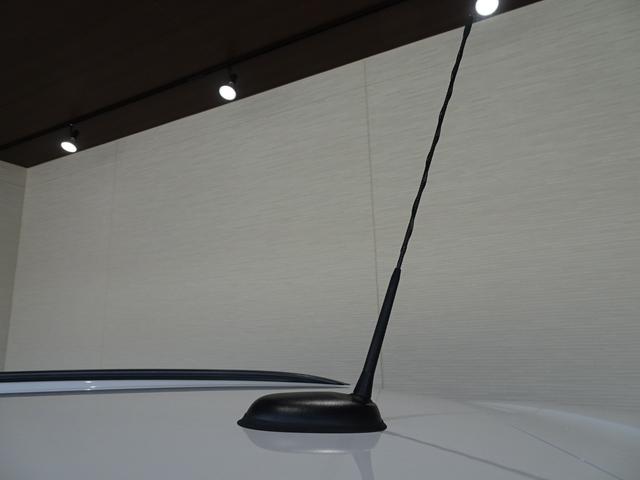 ＭＩＮＩ クーパーＳ　クロスオーバー　オール４　４ＷＤ／禁煙車／記録簿／ナビ地デジ／バックカメラ／ＨＩＤ／ＥＴＣ／プッシュスタート／スペアキー／パドルシフト／オートライト／オートエアコン／ルーフレール／電格ミラー／フォグランプ／１７インチアルミ／（69枚目）