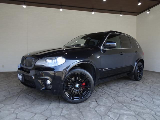 Ｘ５ ｘＤｒｉｖｅ　３５ｉ　Ｍスポーツパッケージ　禁煙車／記録簿／本革／サンルーフ／ブラック２０ＡＷ／レッドキャリパー／ナビ地デジ／Ｂｌｕｅｔｏｏｔｈ／サイド＆バックカメラ／ＨＩＤ／ＥＴＣ／スマートキー／スペアキー／クルコン／シートヒーター／ＦＯＧ／（2枚目）