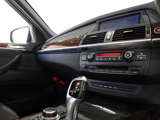 Ｘ５ ｘＤｒｉｖｅ　３５ｉ　Ｍスポーツパッケージ　禁煙車／記録簿／本革／サンルーフ／ブラック２０ＡＷ／レッドキャリパー／ナビ地デジ／Ｂｌｕｅｔｏｏｔｈ／サイド＆バックカメラ／ＨＩＤ／ＥＴＣ／スマートキー／スペアキー／クルコン／シートヒーター／ＦＯＧ／（22枚目）