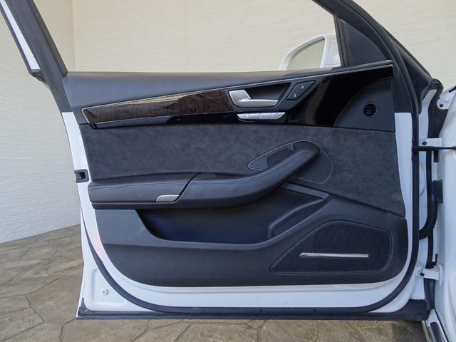 A8 3.0TFSIクワトロ 禁煙車/記録簿/本革/サンルーフ/オリジナルブラックホイール&レッドキャリパー/HDDナビ/Bluetooth/BOSE/Bカメラ/LED/クルコン/シートヒーター&AC/パドルシフト/パワートランク(52枚目)