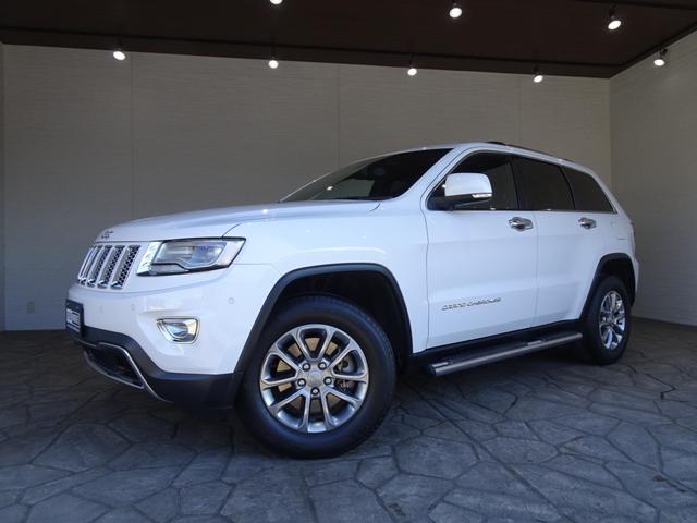 ジープ・グランドチェロキー リミテッド 禁煙車/記録簿/本革/サンルーフ/ナビ地デジ/Bluetooth/Bカメラ/HID/ETC/スマートキー/スペアキー/クルコン/パドルシフト/パワーゲート/サイドステップ/ルーフレール/オートライト/(2枚目)