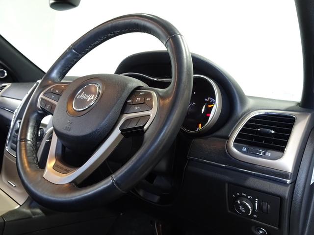 ジープ・グランドチェロキー リミテッド 禁煙車/記録簿/本革/サンルーフ/ナビ地デジ/Bluetooth/Bカメラ/HID/ETC/スマートキー/スペアキー/クルコン/パドルシフト/パワーゲート/サイドステップ/ルーフレール/オートライト/(22枚目)