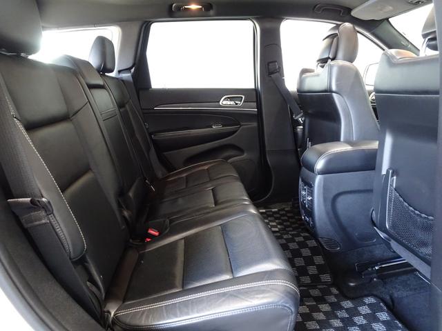 ジープ・グランドチェロキー リミテッド 禁煙車/記録簿/本革/サンルーフ/ナビ地デジ/Bluetooth/Bカメラ/HID/ETC/スマートキー/スペアキー/クルコン/パドルシフト/パワーゲート/サイドステップ/ルーフレール/オートライト/(28枚目)