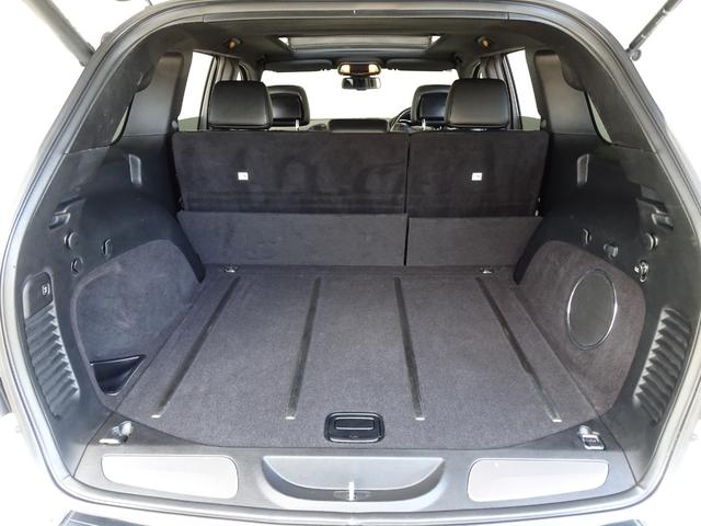 ジープ・グランドチェロキー リミテッド 禁煙車/記録簿/本革/サンルーフ/ナビ地デジ/Bluetooth/Bカメラ/HID/ETC/スマートキー/スペアキー/クルコン/パドルシフト/パワーゲート/サイドステップ/ルーフレール/オートライト/(52枚目)