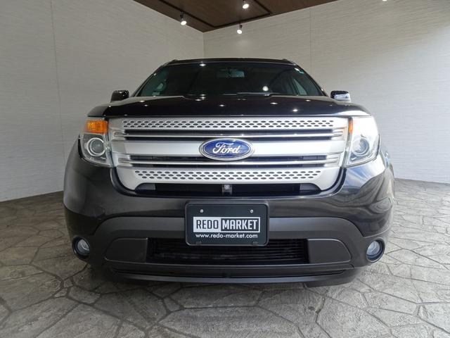 エクスプローラー XLT 禁煙車/記録簿/新品ナビTV/Bluetooth/フロント&サイド&バックカメラ/ETC/キーレス/スペアキー/クルーズコントロール/オートライト/パワーシート/ルーフレール/フォグランプ/18AW/(7枚目)