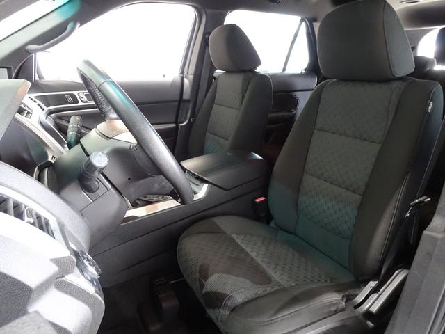 エクスプローラー XLT 禁煙車/記録簿/新品ナビTV/Bluetooth/フロント&サイド&バックカメラ/ETC/キーレス/スペアキー/クルーズコントロール/オートライト/パワーシート/ルーフレール/フォグランプ/18AW/(26枚目)