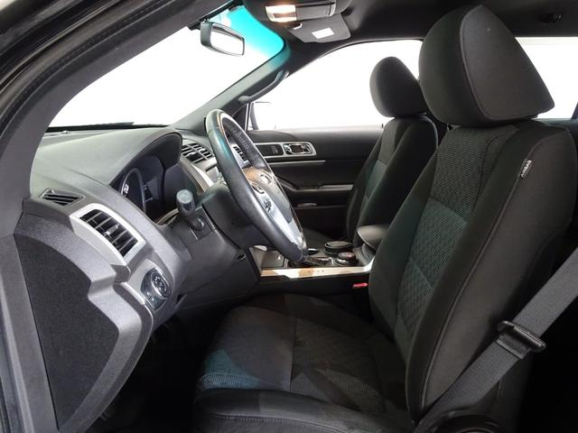 エクスプローラー XLT 禁煙車/記録簿/新品ナビTV/Bluetooth/フロント&サイド&バックカメラ/ETC/キーレス/スペアキー/クルーズコントロール/オートライト/パワーシート/ルーフレール/フォグランプ/18AW/(27枚目)